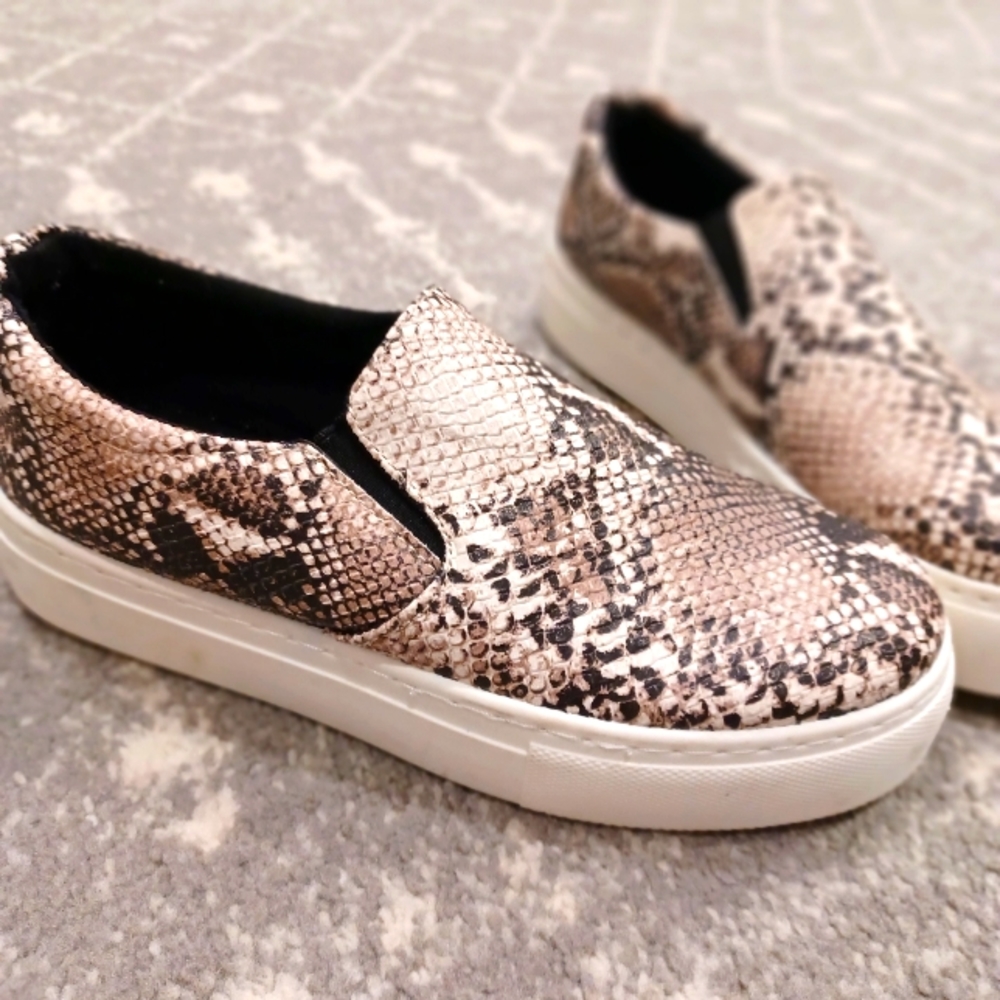 Platform women's sneakers